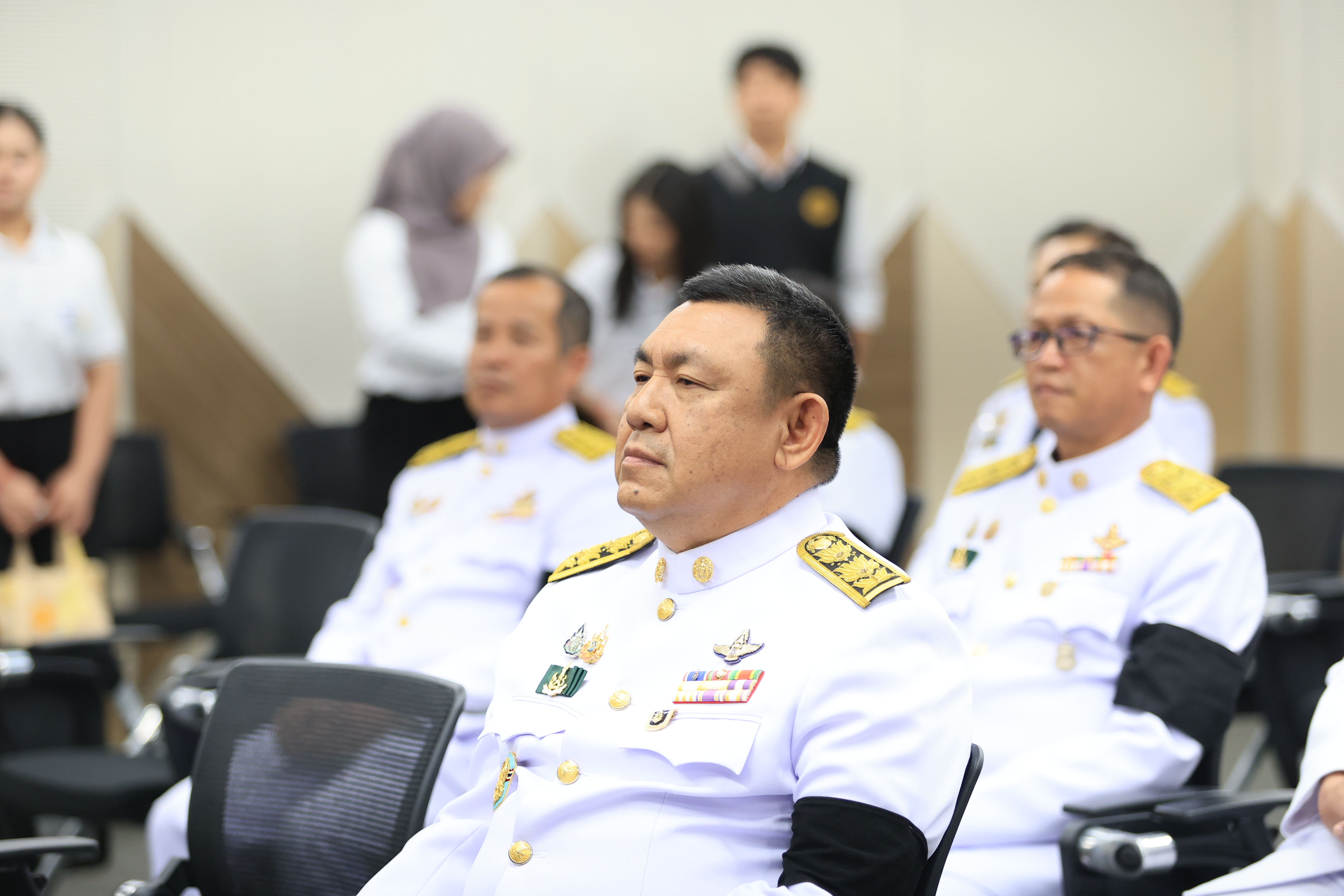 title - คณะผู้บริหาร ส.ป.ก. บันทึกเทปถวายพระพรชัยมงคล สมเด็จพระนางเจ้าสุทิดา พัชรสุธาพิมลลักษณ พระบรมราชินี เนื่องในโอกาสวันเฉลิมพระชนมพรรษา 48 พรรษา